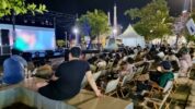 Zona 2 F8 Makassar Berlangsung Meriah Pengunjung Nobar Film Sambil Nikmati Kuliner Pisang Epe