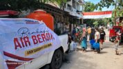 Tim Andalan Sulsel Peduli Bersama AAS Foundation Salurkan Bantuan Air Bersih di Sejumlah Titik di Kota Makassar