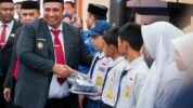 Bupati Maros dan Baznas Salurkan Bantuan Pendidikan Rp1 Miliar untuk 4.967 Pelajar