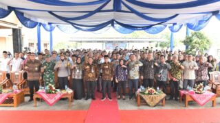 Mendes Yandri Resmikan Gedung Serbaguna Desa Ngrapah, Tegaskan Komitmen Kolaborasi Bangun Desa